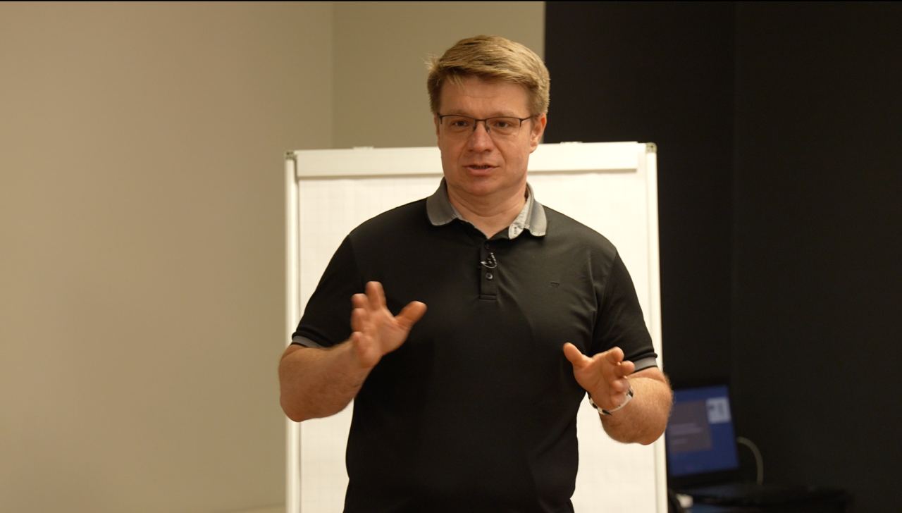 «Всё проще, чем кажется»: Академия научила руководителей видеть корень проблем