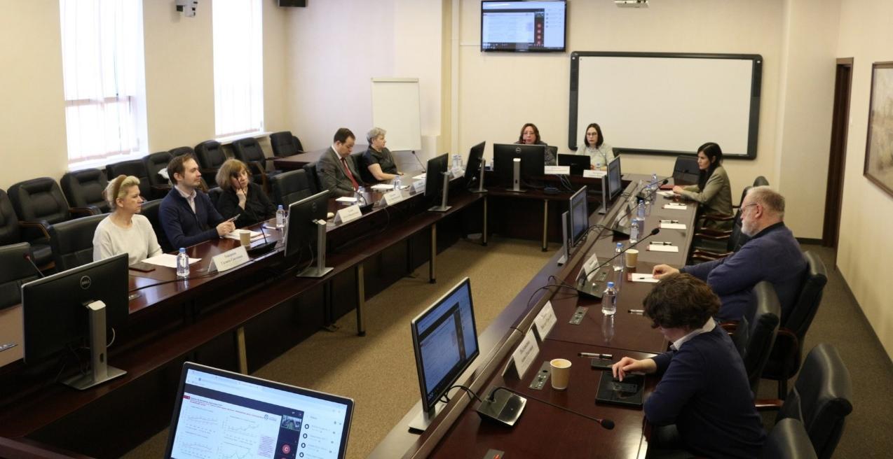Обновление и развитие системы СПО обсудили в Академии