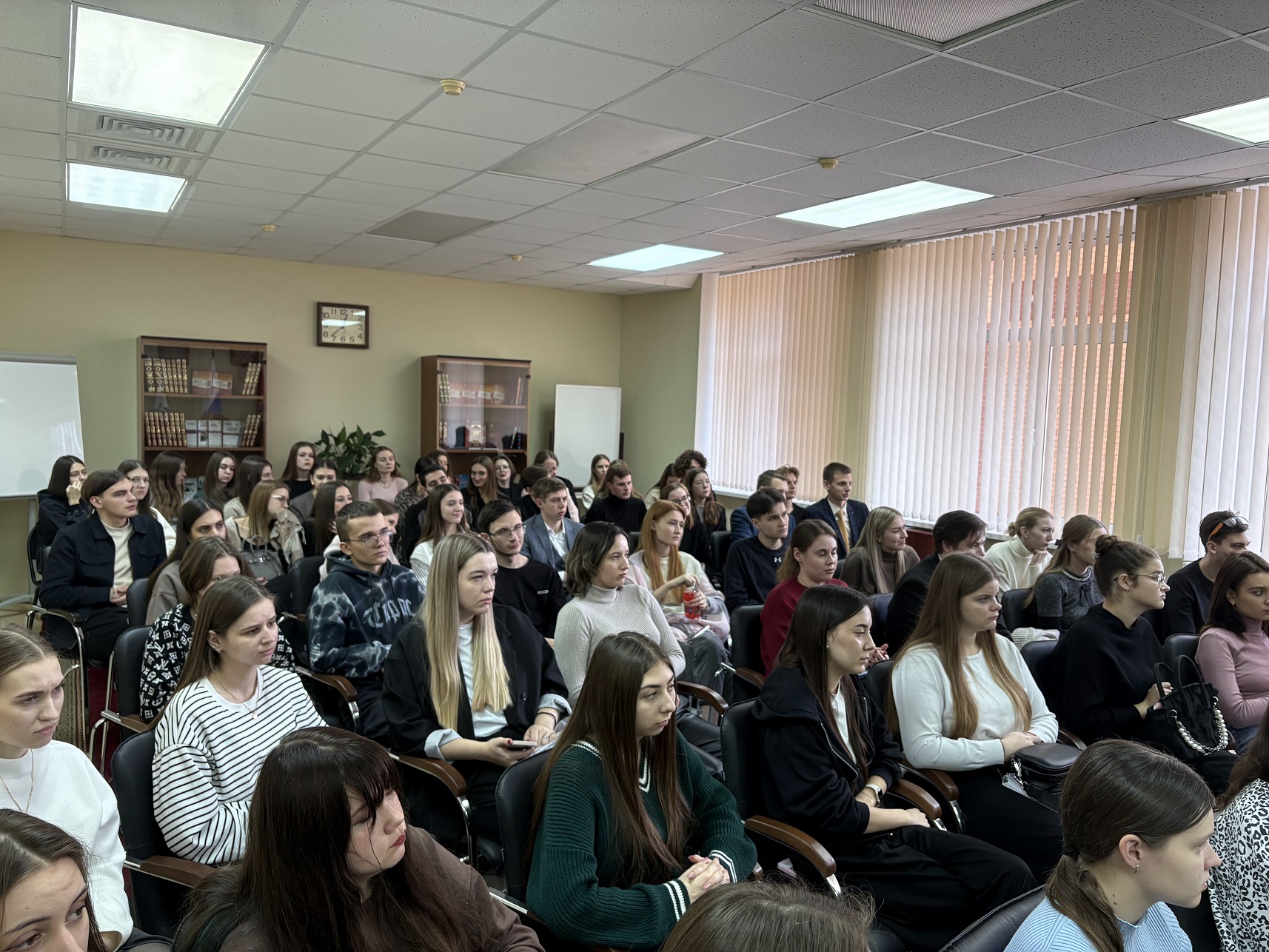 В Брянском филиале РАНХиГС состоялась встреча с участником специальной военной операции «Моей семьи война коснулась»